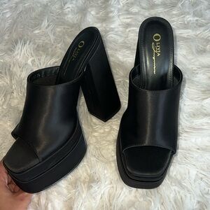 Chunky Black Heels / Sandals